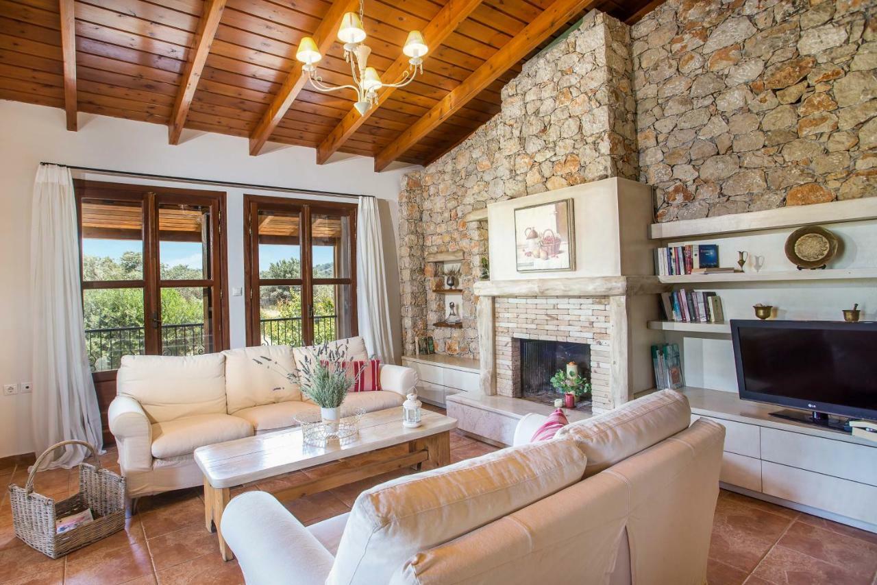 Sunny Countryside Villa - With Private Pool Faliraki Eksteriør bilde